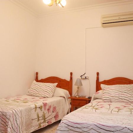 Habitacion Calle Ancha 02 科尼尔-德拉弗龙特拉 外观 照片